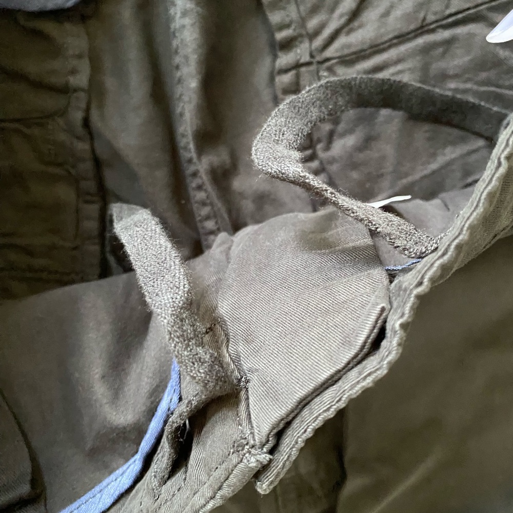 Uniqlo chino shorts in black - Picture 6 of 13